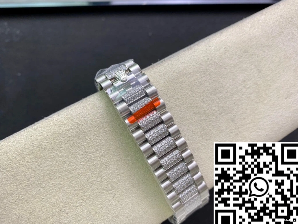 Date Bezel Factory Rolex Diamond-Set M128349RBR-0026 Day EW 0331